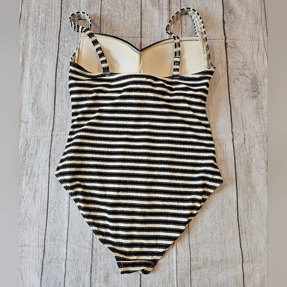 Niptuck Black White Stripe Tummy Control One Piece Swim Suit Size 10 Multi Fit - Picture 4 of 7